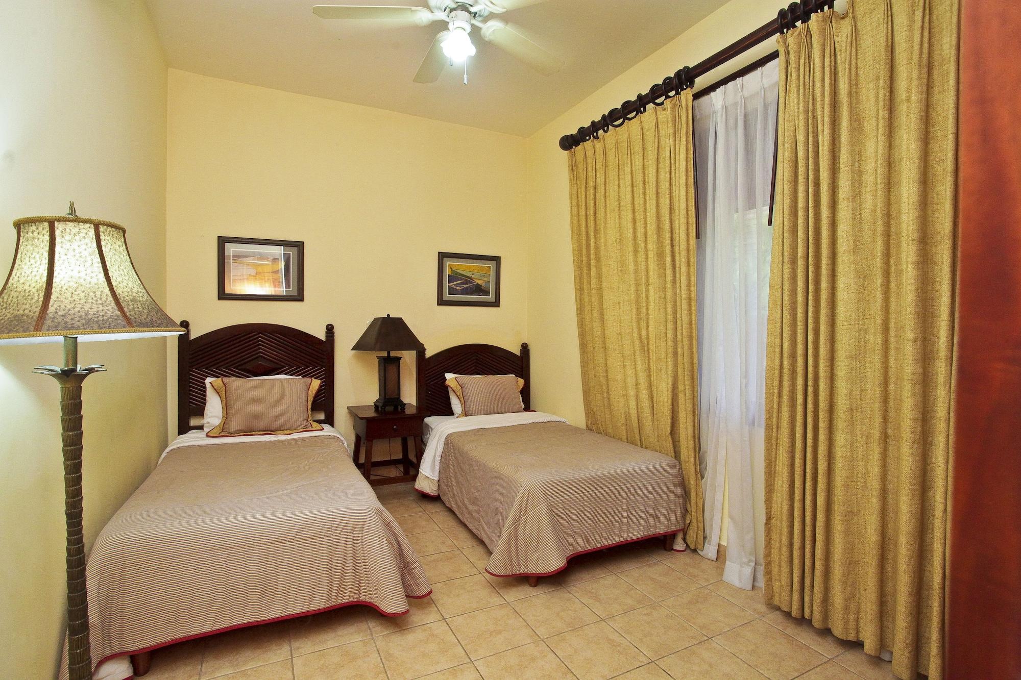 Club Del Sol Hotel Jacó Екстериор снимка