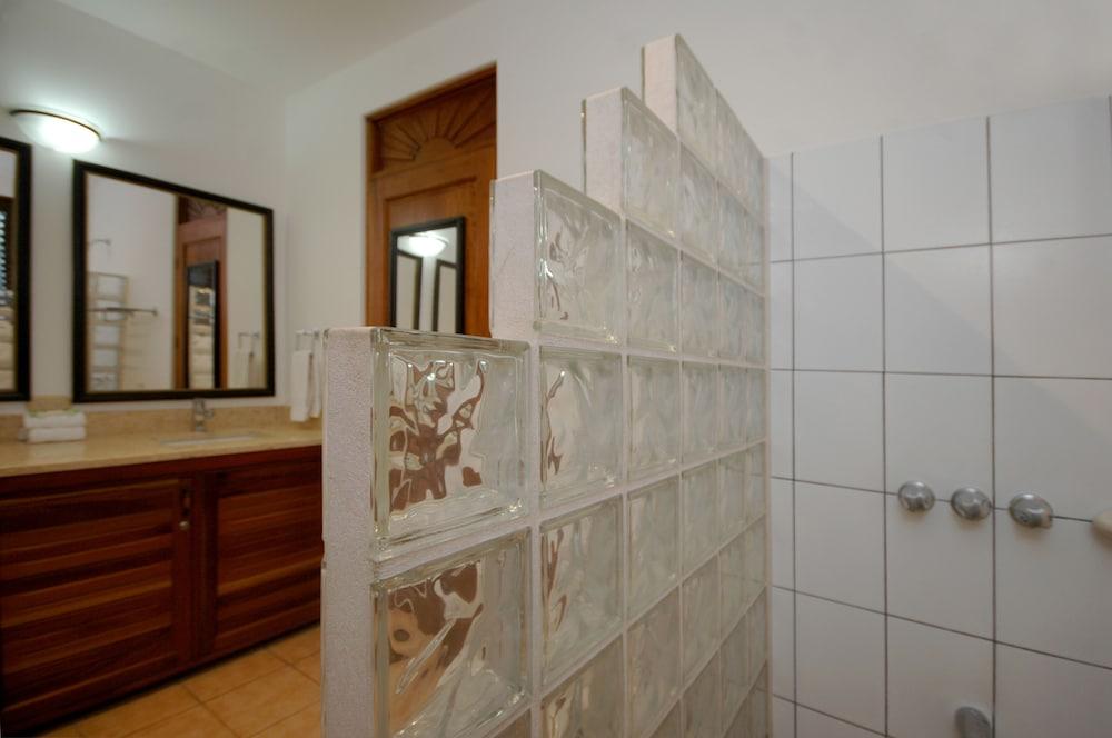 Club Del Sol Hotel Jacó Екстериор снимка
