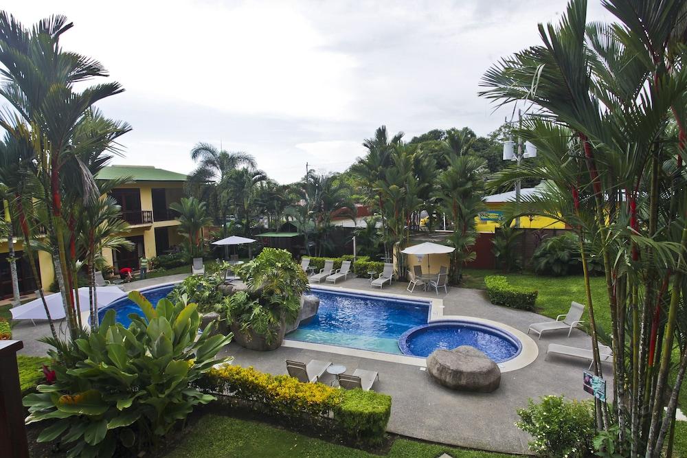 Club Del Sol Hotel Jacó Екстериор снимка