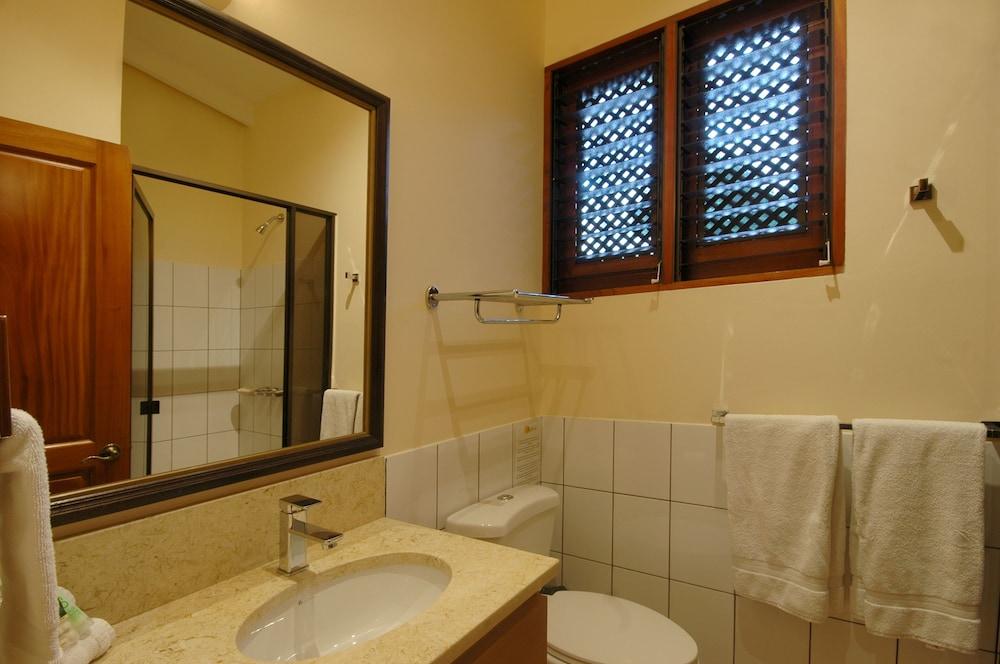 Club Del Sol Hotel Jacó Екстериор снимка
